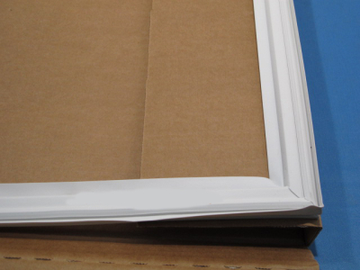 УПЛОТНИТЕЛЬ ДВЕРИ